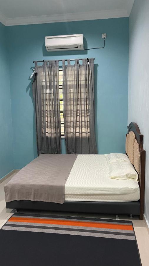 Nikmat Homestay Riyadh Kampong Tuan Mandak Eksteriør billede