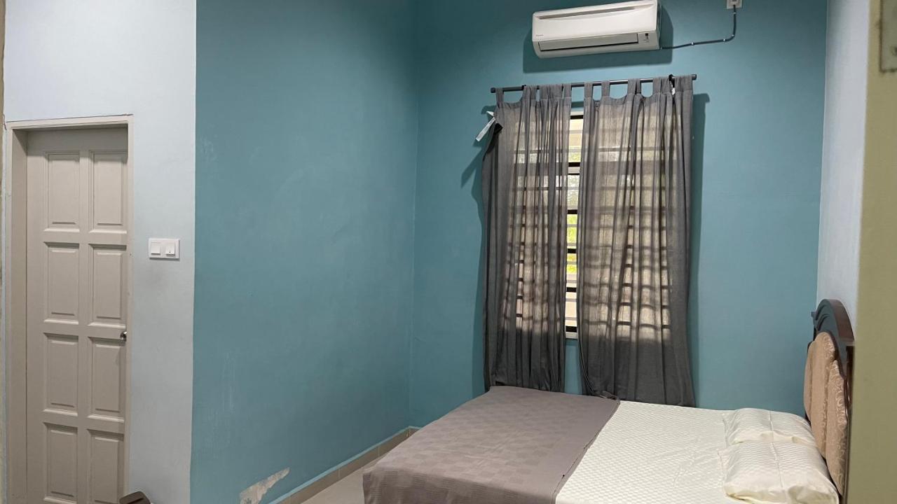 Nikmat Homestay Riyadh Kampong Tuan Mandak Eksteriør billede